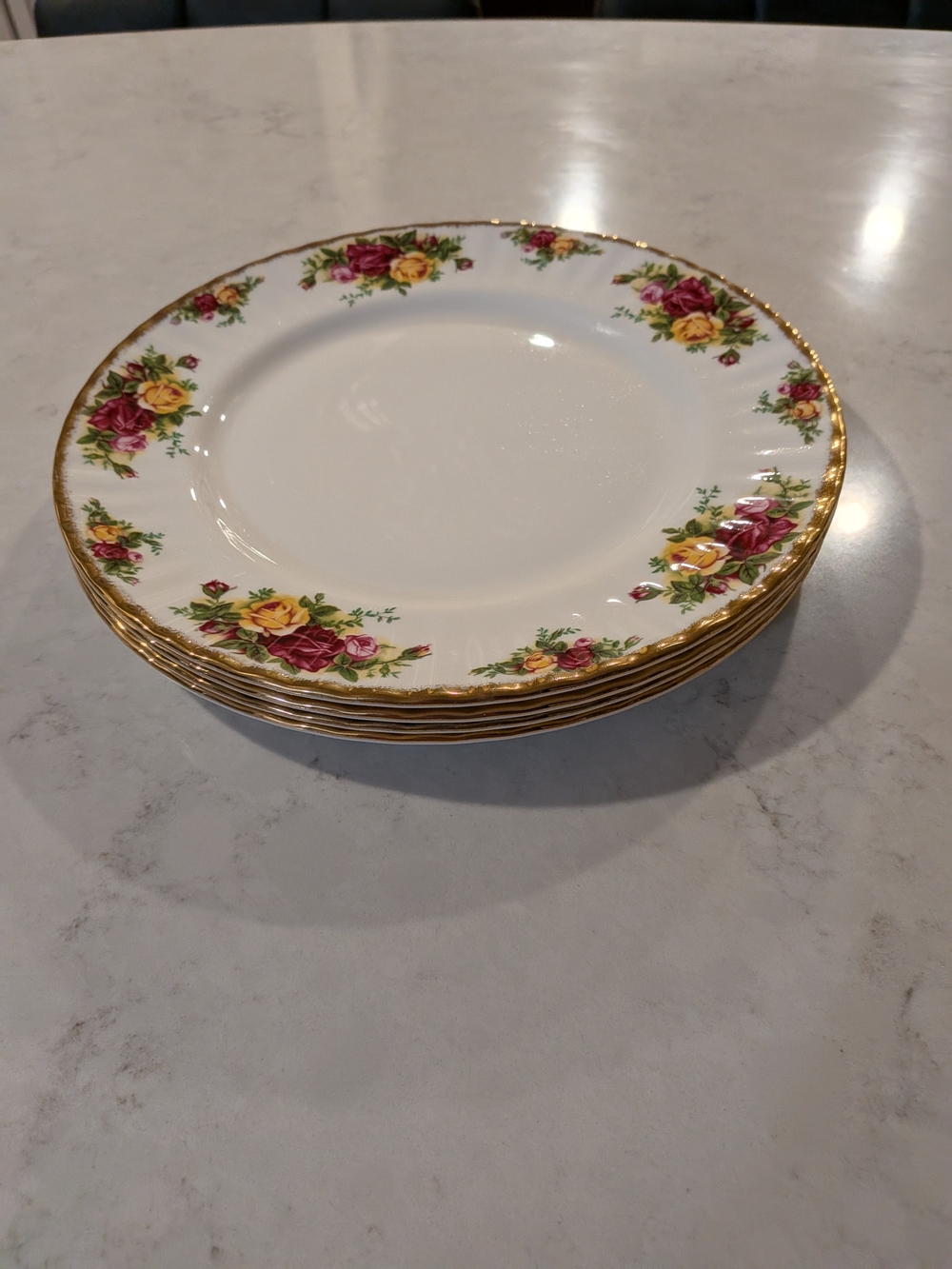 Royal Albert Old Country Roses Fine Bone China Dinner Plates 10.5".Set Of 4